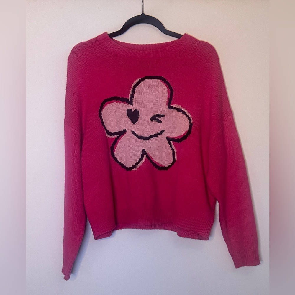 Very cute pink Cartoon Flower Pattern Drop
Shoulder Sweater